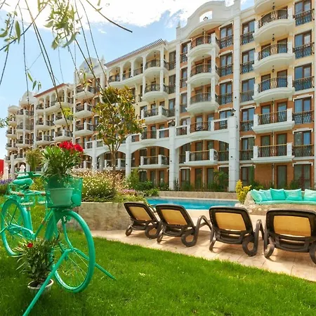 Private Grand 11 *