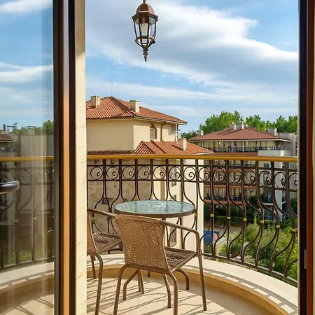 Harmony Grand 11 Private 616 Lejlighed